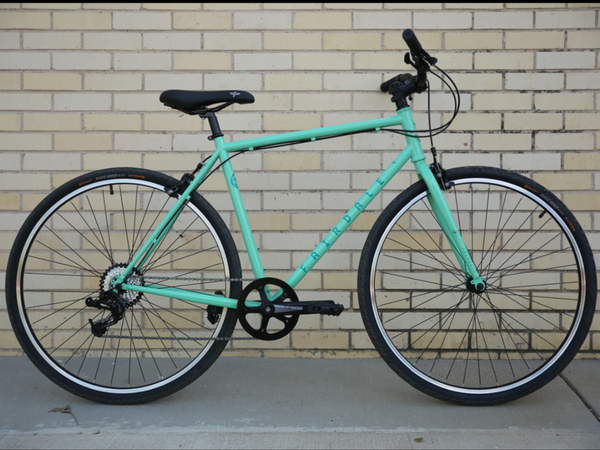 Fairdale Lookfar 700c Bike 2022 (Gloss Toothpaste)