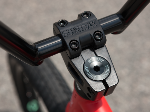 Sunday Forecaster Brett Silva 20" BMX (Matt Fire Engine Red)