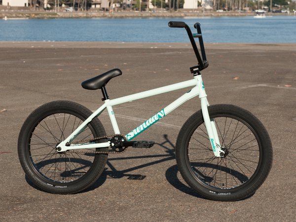 Sunday EX Julian Arteaga 20" BMX 2023 (Matt Cool Mint)