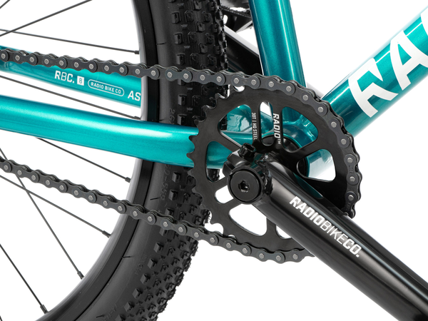 Radio Asura 26" Dirt Jumper (Laguna Blue)