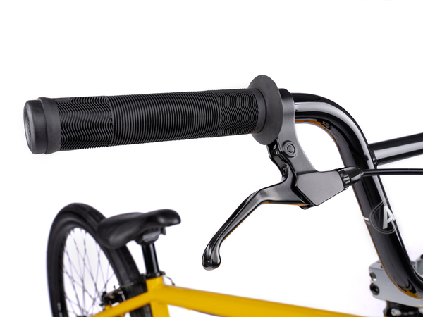 WeThePeople 24" The Atlas Bike (Yellow)