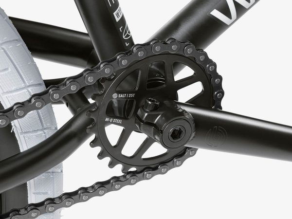 WeThePeople Nova 20" (Matt Black with White/Black Tyre) 20.0"TT