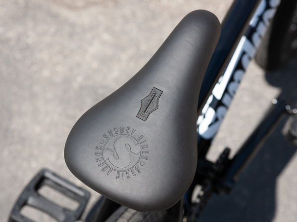 Sunday Scout 20" 2022 (Gloss Black)