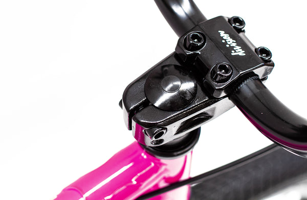 Division Blitzer 18" BMX (Bright Pink)