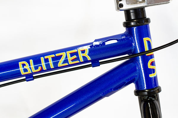 Division Blitzer 18" BMX (Metallic Blue)