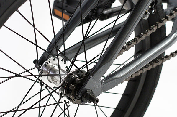 Division Blitzer 18" BMX (Gun Metal Grey)