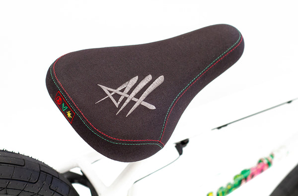 Colony Sweet Tooth Pro  20" BMX (White)