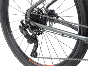 Radio Zuma 26" Suspension MTB Bike (Glossy Silver)