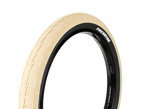 Eclat Predator Tyre