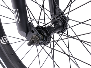 WeThePeople Nova 20" (Matt Black/White) 20.5"TT