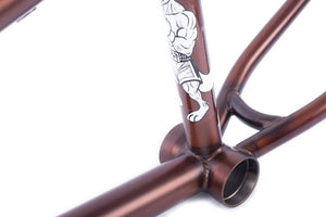 Cult Dak Frame / Pat Freyne Signature