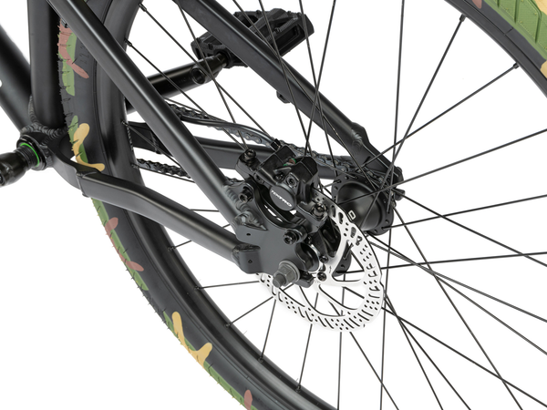 Radio Minotaur Bike 26" Dirt Jumper (Matt Black/Camo)