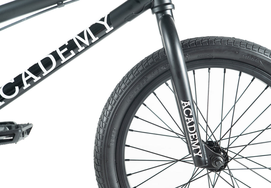 Academy Inspire 18" BMX (Matt Black)