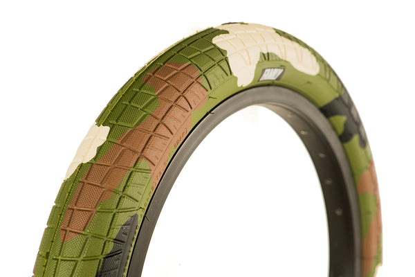 Family F2128 Tyre 16" x 2.1"