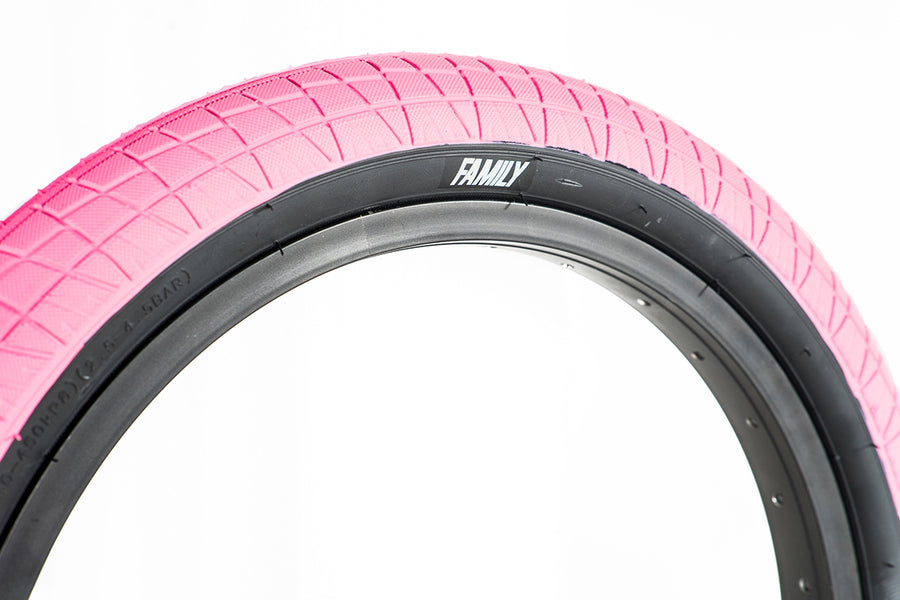 Family F2128 Tyre 16" x 2.1"