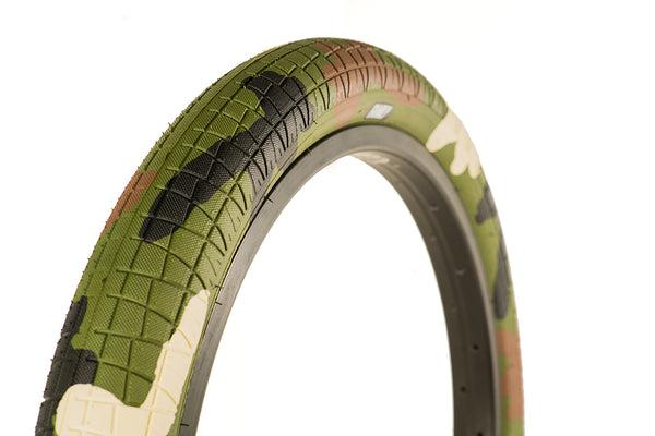 Family F2128 Tyre 20" x 2.3"