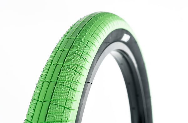 Family F603 Tyre 16" x 2.2"