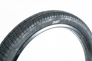 Family F603 Tyre 18" x 2.2"