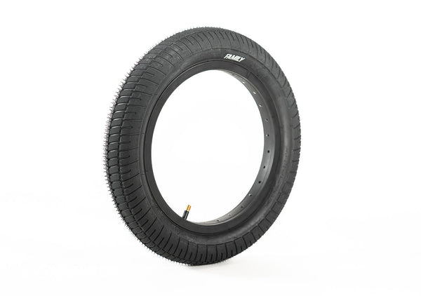 Family F641 Tyre - 14" x 2.3"