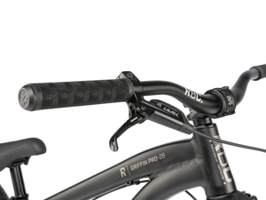 Radio Griffin Pro 26" Dirt Jumper (Matt Black)