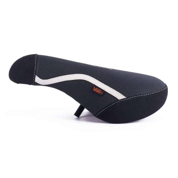 Cult Vans Pivotal Old Skool Seat black/white