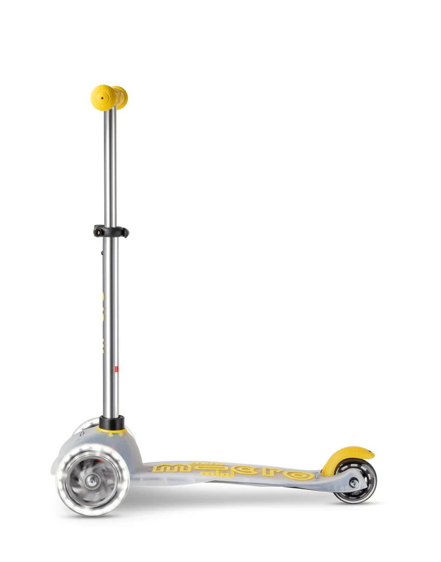 Mini Micro Deluxe Flux LED 3 Wheel Scooter (yellow)