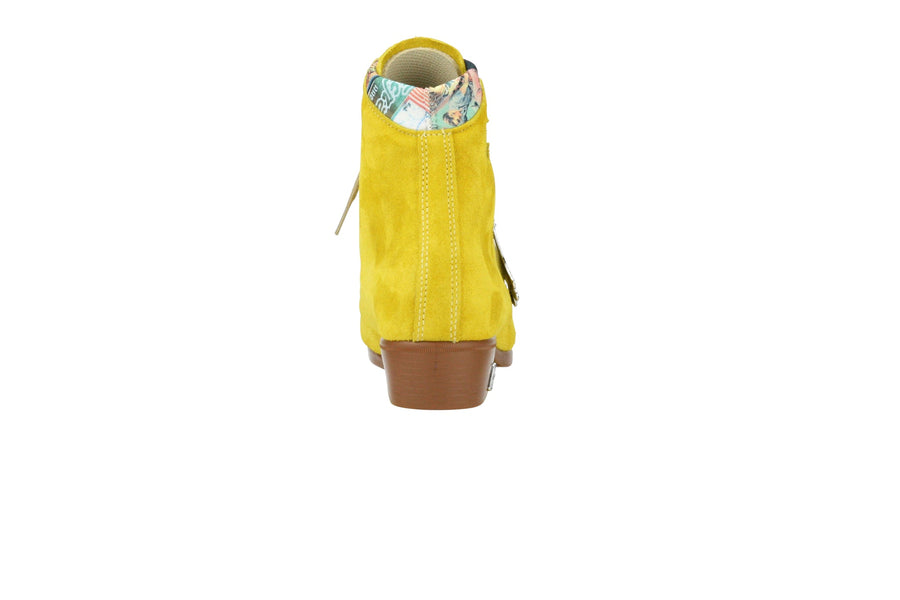 Moxi Lolly Boot (Pineapple Yellow)