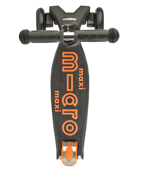 Maxi Micro Deluxe Scooter (Black)